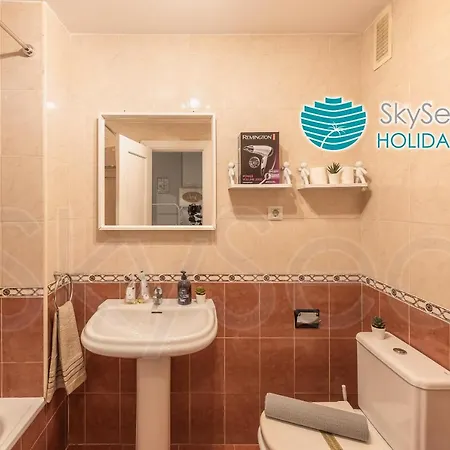 Sky Sea Holidays Turquesa Apartment Malaga